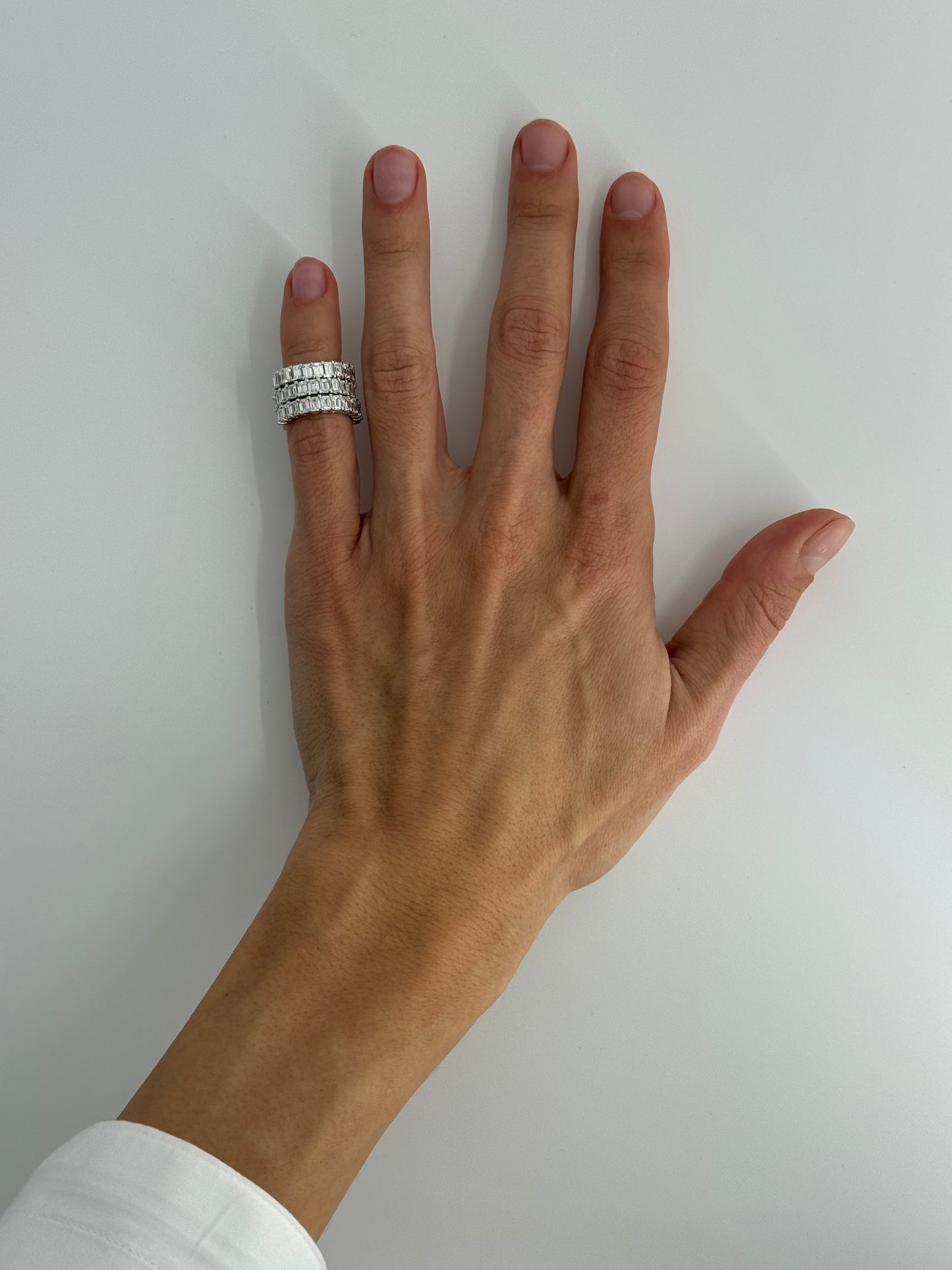 AUDACE EMERALD White