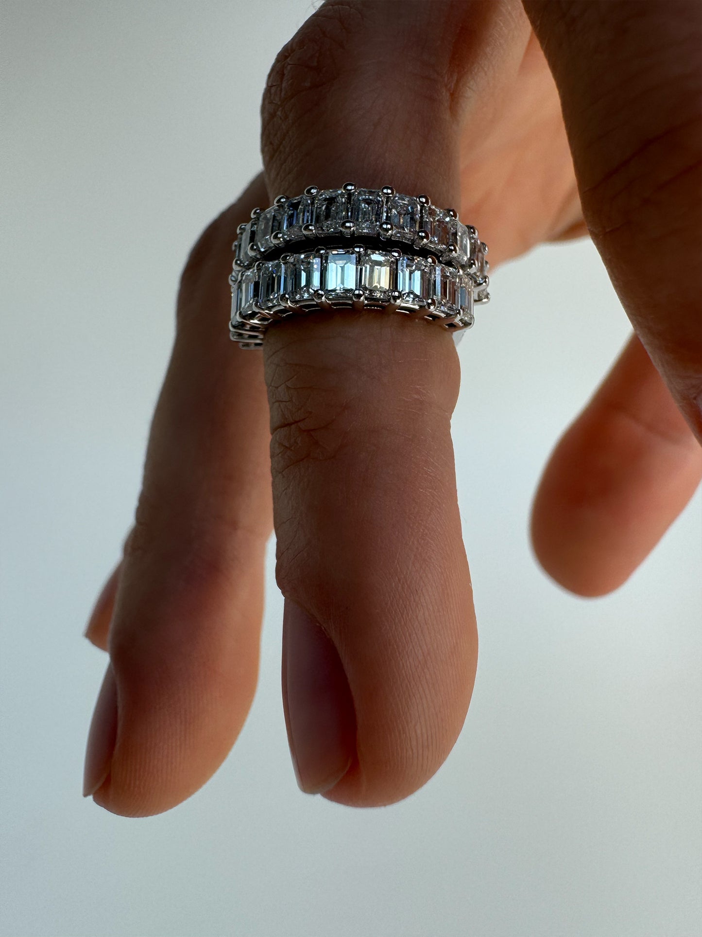 AUDACE EMERALD White